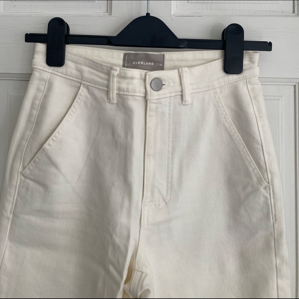 Everlane Straight-Leg Crop Pants in Bone